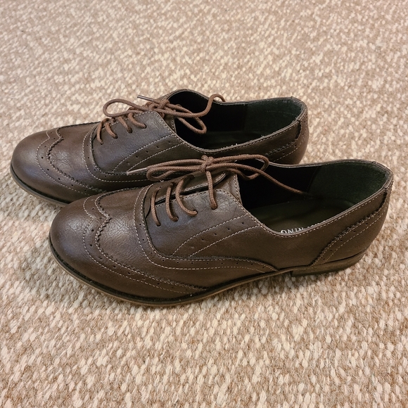 Call It Spring Shoes - Picture 3 of 4